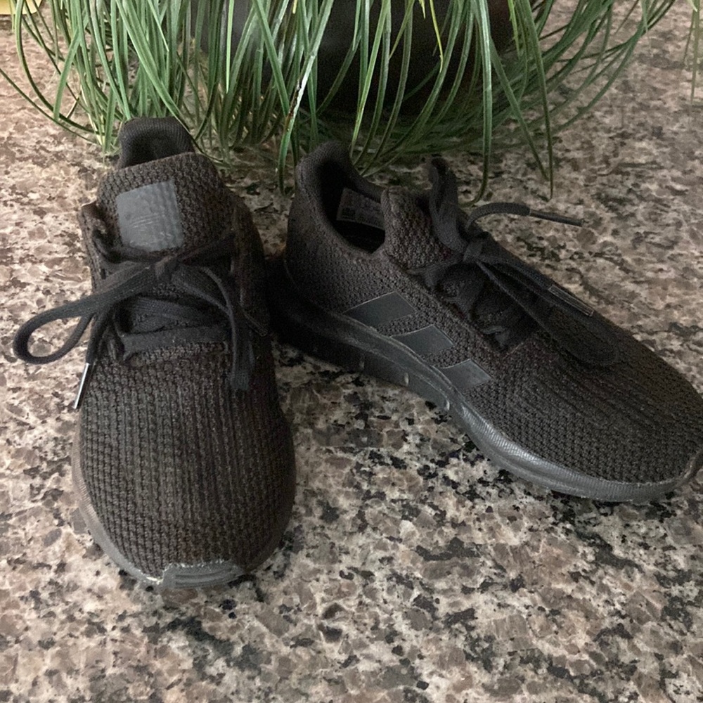 Adidas’s shoes size 12k